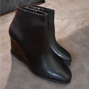 NEW NYDJ Women's Joan Nappa Leather Upper Bootie Ankle Boots Size 6.5 BLACK